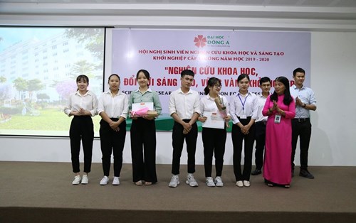 Hội nghị sinh viên NCKH và sáng tạo khởi nghiệp 2020