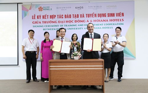 Hoiana Hotels - ĐH Đông Á ký hợp tác về đào tạo và tuyển dụng sinh viên Ngôn ngữ Anh và sinh viên 12 ngành