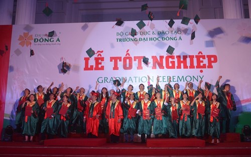 Lễ tốt nghiệp 2016: Nỗ lực thực hiện cam kết đào tạo nguồn nhân lực "Vững lý thuyết và kỹ năng nghề nghiệp"
