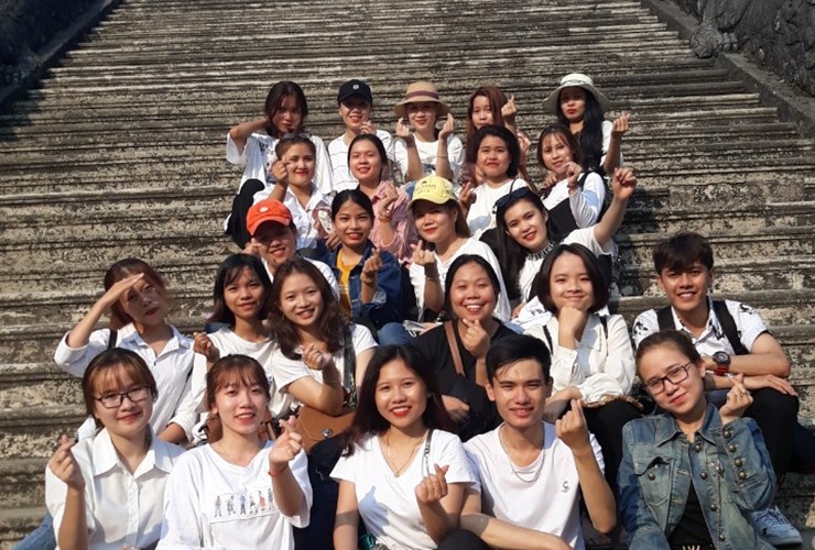 Thực hành hướng dẫn du lịch - SV ngôn ngữ Anh